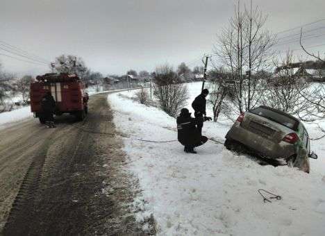 Часть Львовской области снегопад оставил без света