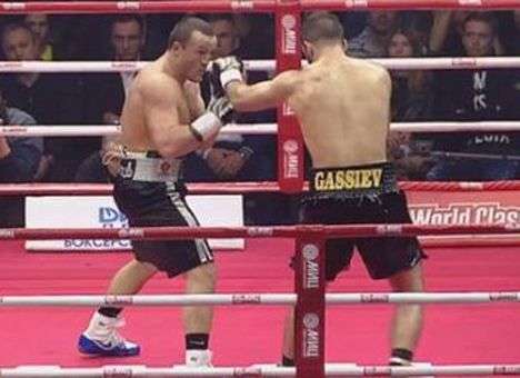 Российский боксер потерял пояс чемпиона мира