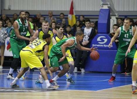 «Химик» вышел в лидеры Суперлиги