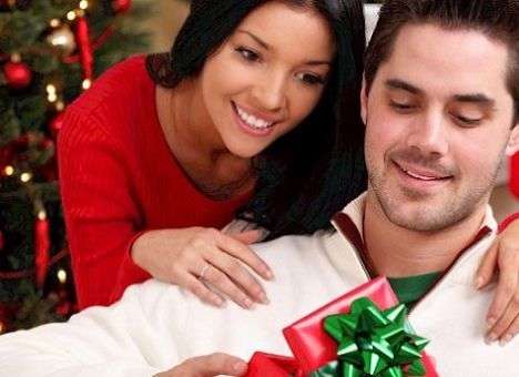 Специалисты объяснили, почему пары расстаются перед Новым годом или Рождеством