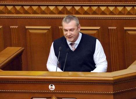 Депутаты от блока Порошенко хотят перевести регионы на договорные отношения