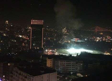 Стамбул сотрясли два взрыва