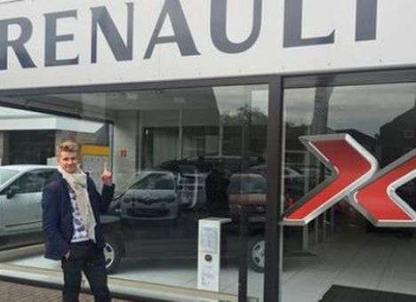 Команда Формулы 1 написала инструкцию по пользованию своим пилотом