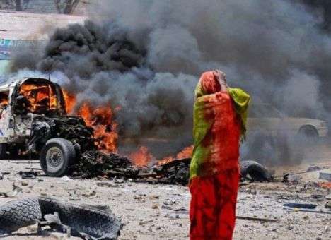 Теракт в столице Сомали унес жизни 29 человек