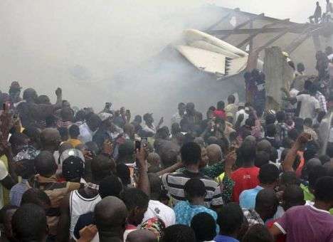 В Нигерии число погибших под рухнувшей крышей церкви выросло на 100 человек