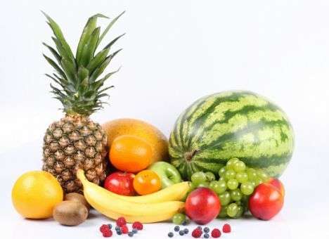 Специалисты назвали 5 фруктов, помогающих похудеть