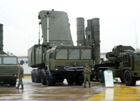 В Крыму российские войска развернули полк с ракетами С-400