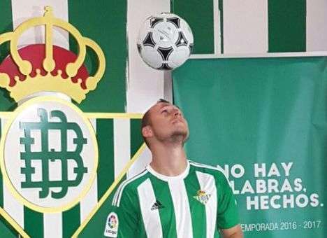 Команда Зозули проиграла в чемпионате Испании