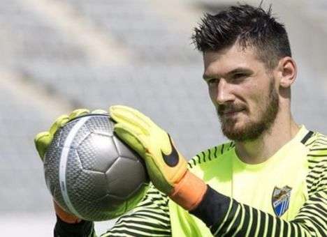 Украинский вратарь пропускает четыре мяча за 10 минут