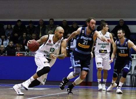 «Днепр» вырвал победу у «Запорожья»