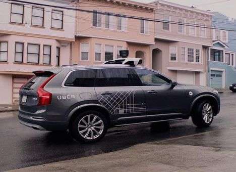 Uber продолжит тестировать беспилотные автомобили без разрешения властей