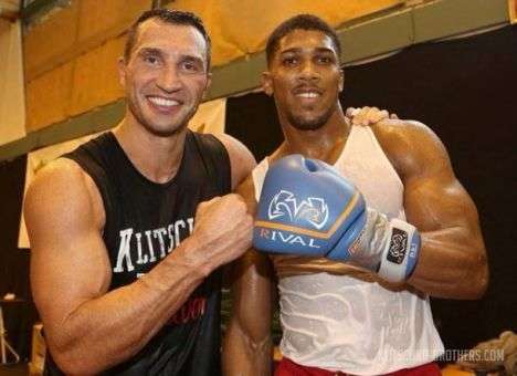 Победитель боя Кличко-Джошуа рискует остаться без пояса WBA или IBF