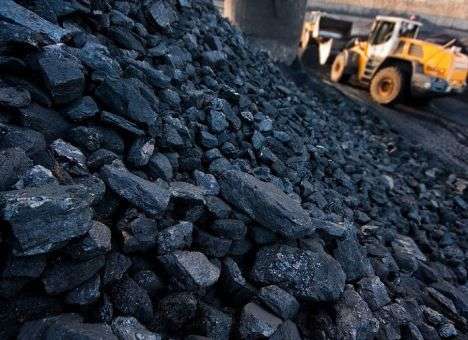 Реальная поддержка угольной отрасли не в госбюджете-2017, а в повышении цены угля для госшахт, - эксперты