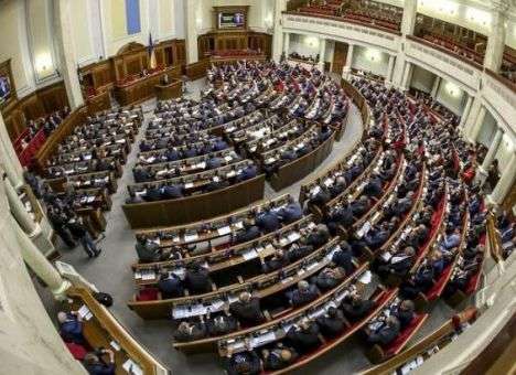 Депутаты в новом году будут получать достойные зарплаты