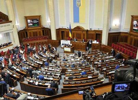 В «Народном фронте» оказалось меньше всего депутатов-прогульщиков