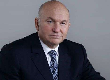 Лужков попал в реанимацию