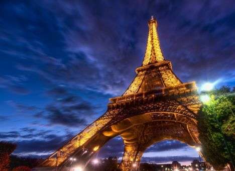 Во Франции установлен высокий уровень террористической угрозы