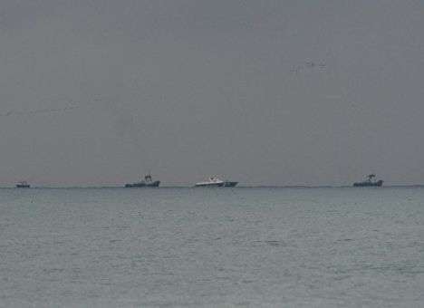 На месте крушения ТУ-154 в Черном море идет поисково-спасательная операция