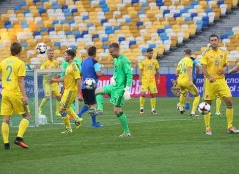 Шевченко не будет зимой собирать сборную Украины