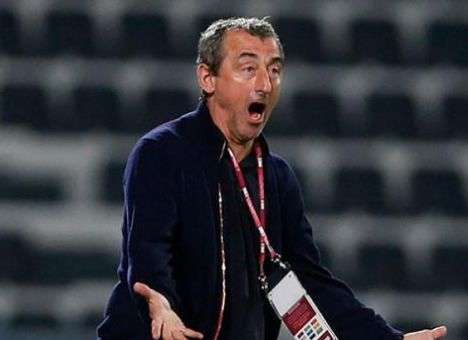 Тренер сборной Боснии дисквалифицирован за неспортивное поведение