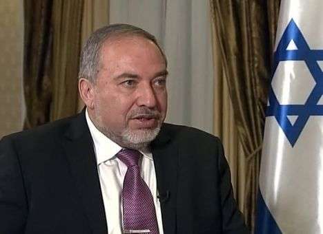 Власти Израиля призвали евреев покинуть Францию