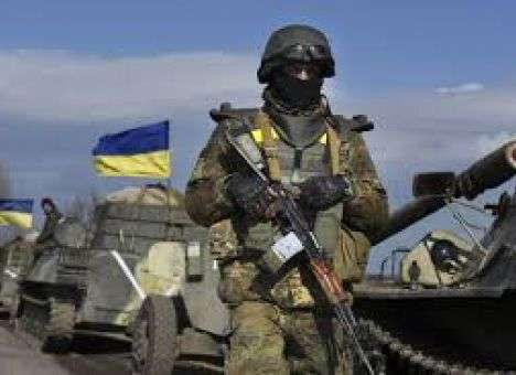 Два бойца ВСУ попали в плен под Луганском