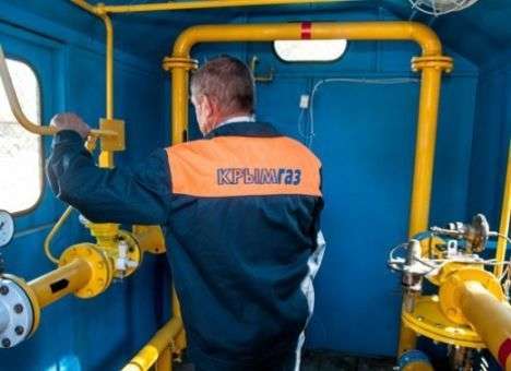 Путин с материковой части РФ запустил газ в Крым