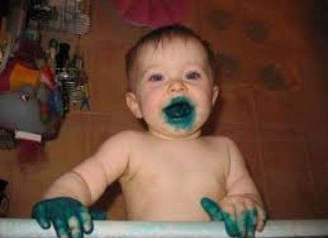 Вместе с боярышником в России хотят запретить йод и зелёнку .