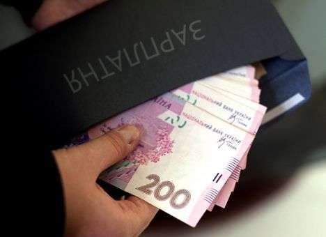 За зарплаты в конверте будут штрафовать на 320 тысяч