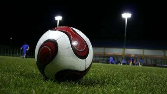 Футболист спас жизнь сопернику, проглотившему язык (ВИДЕО)