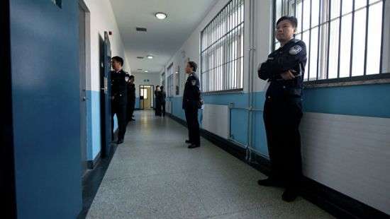 Экс-секретарь горкома  компартии Китая приговорен к пожизненному заключению