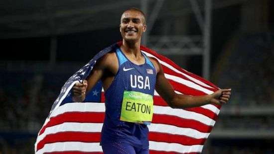 Знаменитый многоборец завершил карьеру вместе с женой