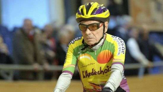 105-летний француз вошел в историю велоспорта