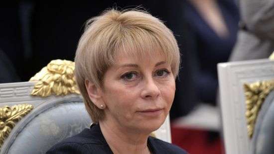 Художница из песка сделала фильм про Доктора Лизу (видео)