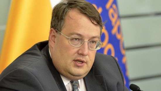 Советник Авакова посоветовал платить украинским министрам по 100 тыс. гривен