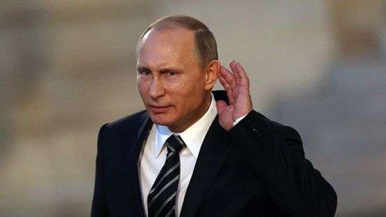 Путинская массовка колесит за президентом по стране: в соцсетях опубликовали фотодоказательства