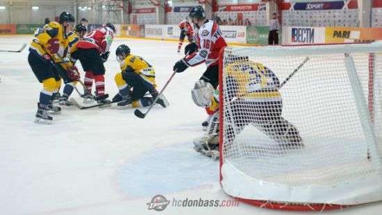 «Донбасс» обыграл «Белый Барс»