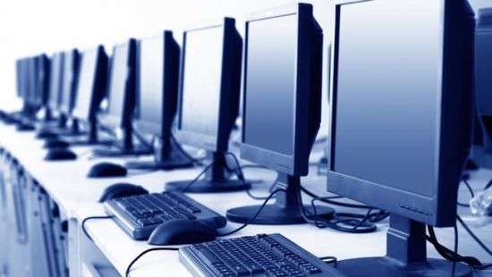 Мировые поставки компьютеров продолжают сокращаться