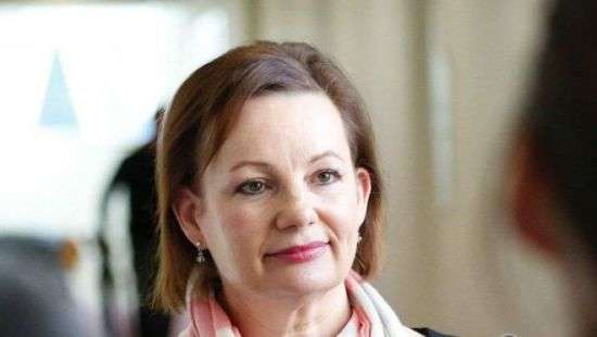 В Австралии поездки  за госсчет по личным делам стоили министру должности