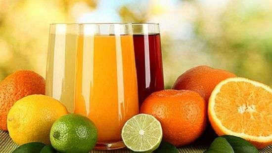 Диетологи назвали напитки, которые мешают худеть