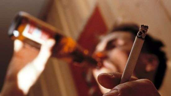 Украинцы тратят на «вредные привычки» 1400% еженедельного дохода