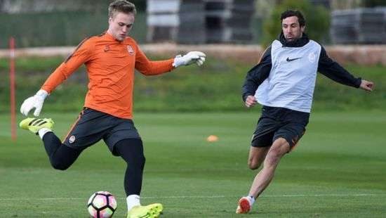 Защитнику «Шахтера» проломили череп