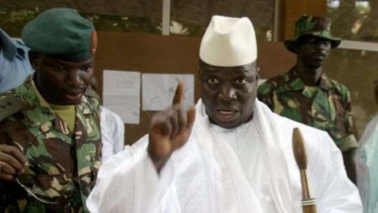 Президент Гамбии отказался сдавать полномочия