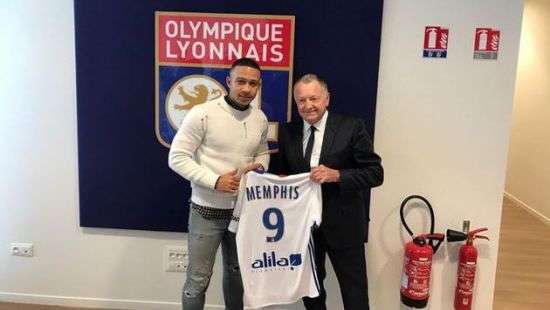 Игрок МЮ перебирается в Лион. Официально