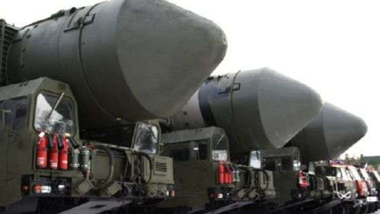 КНДР разместила две межконтинентальные ракеты к северу от Пхеньяна