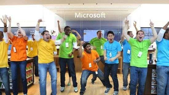 Microsoft уволит 700 человек