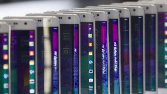 Производители AMOLED-экранов отстают от Samsung Display