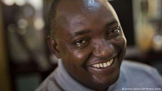 Стало известно, когда вернется на родину новый президент Гамбии