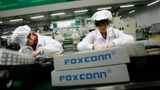 Foxconn ожидает проблемы при размещении производства в США
