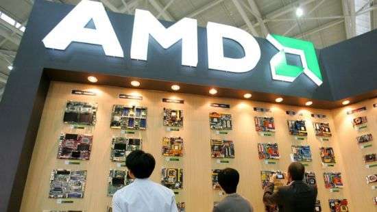 Убытки AMD сократились вдвое